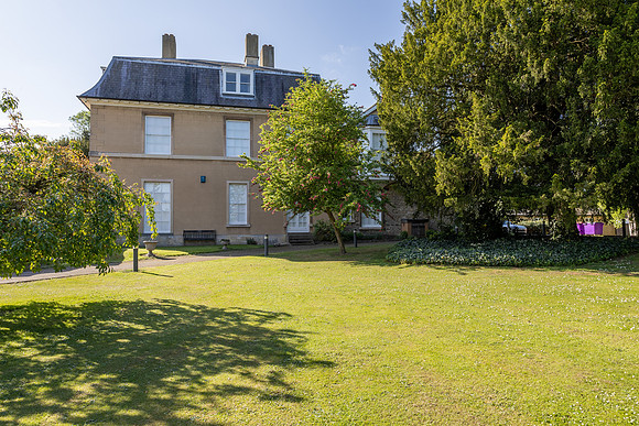 Kempston Manor Part 2-5