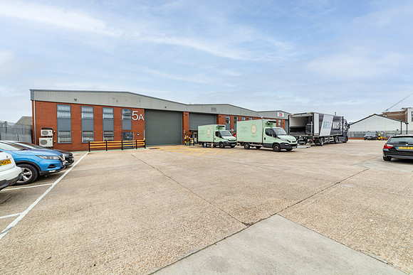 Unit_5_Oakwood_013