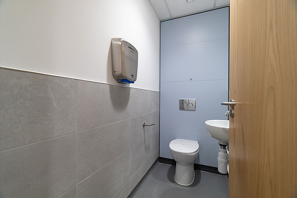 Stag Park, Ashford (Unit 1) 015