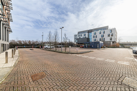Lancaster_House_Nptn_113