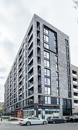 Aberfeldy_Sq_073