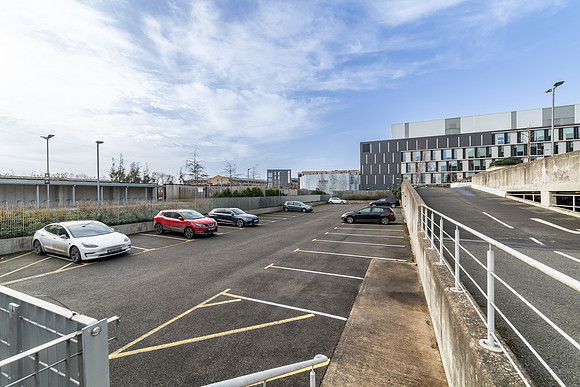 Lancaster_House_Nptn_108