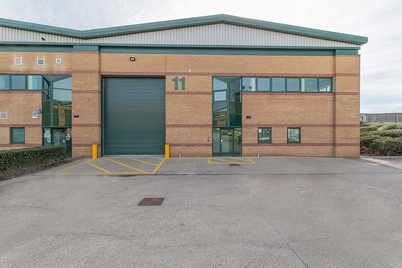 FALCON PARK NEASDEN-251