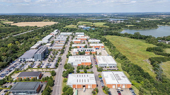 210 Centennial Park - Elstree-118