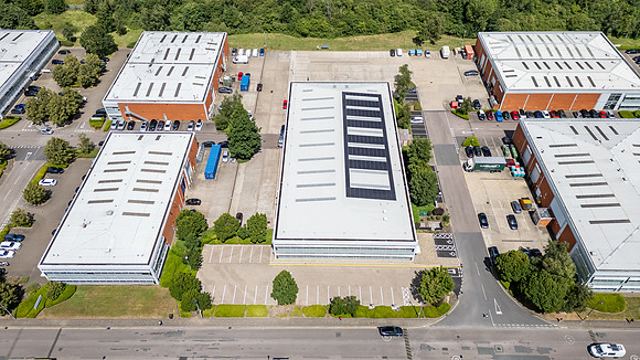 210 Centennial Park - Elstree-173