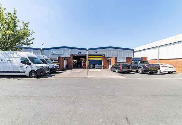 Kelvin Way Industrial - West Brom-164