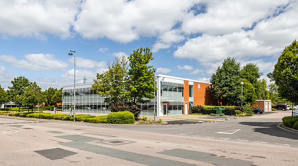 210 Centennial Park - Elstree-225