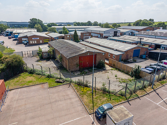 Commerce Way - Leighton Buzzard-154