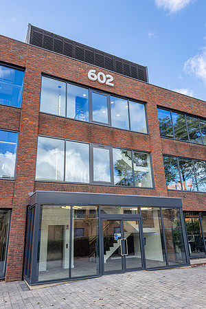602 South Seventh St 002