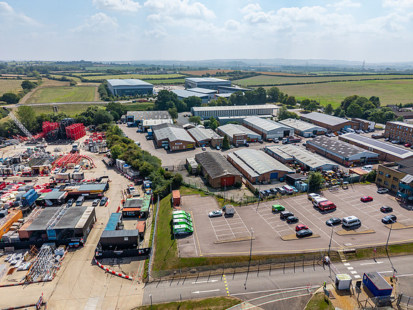 Commerce Way - Leighton Buzzard-130