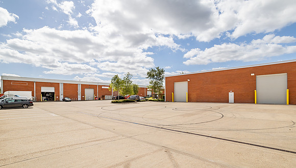 210 Centennial Park - Elstree-213