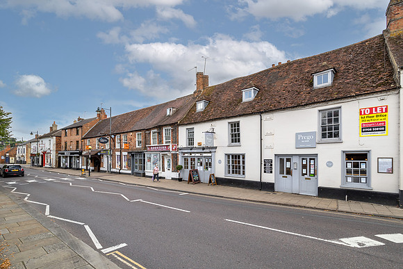 Newman House, Buckingham 11