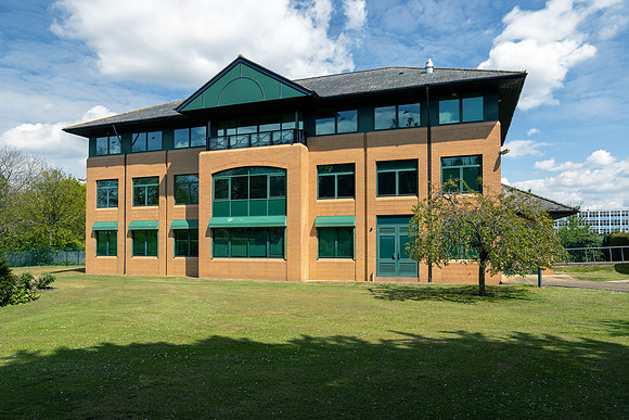 Kempston Manor Exteriors 018