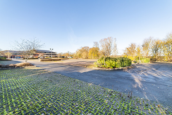 Opus House 140